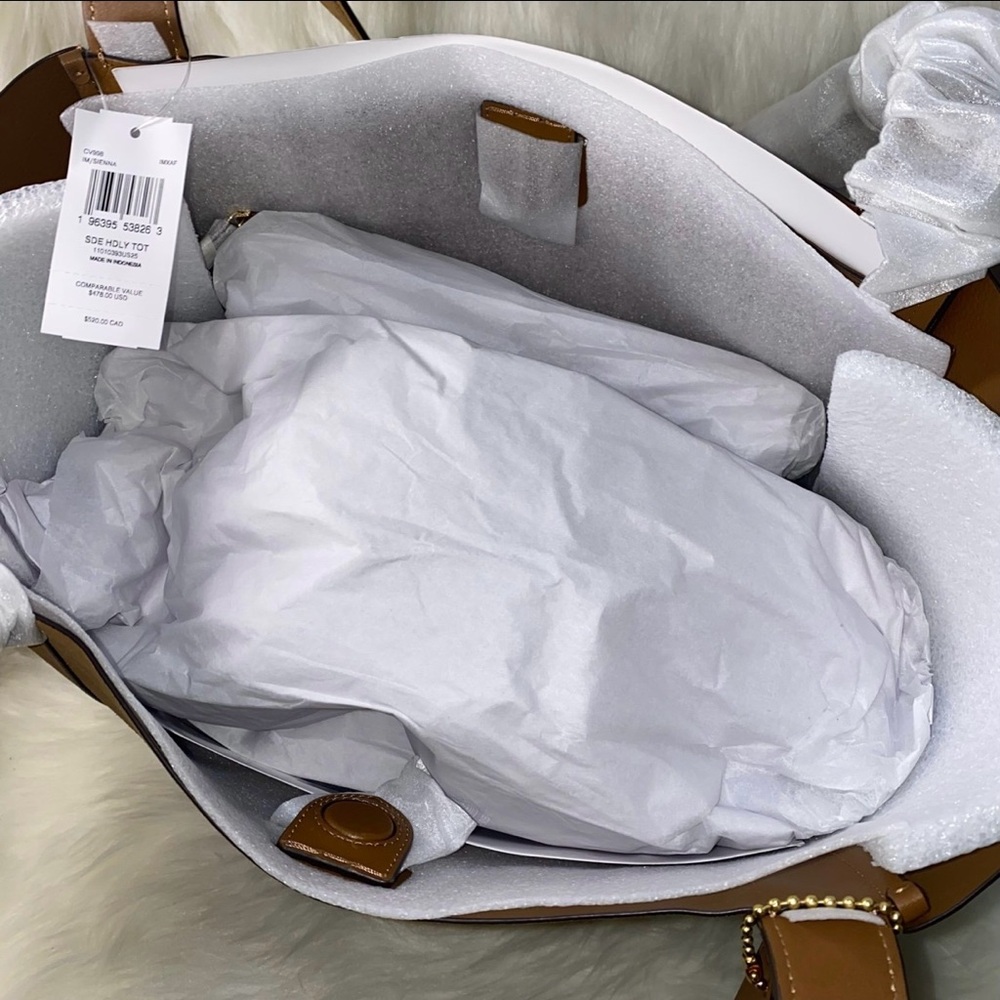 Coach ๐ค Tote bag New - Picture 5 of 12